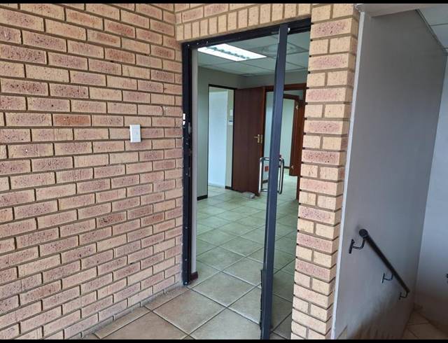 BUSINESS PROPERTY TO RENT IN ROUTE 21 BUSINESS PARK